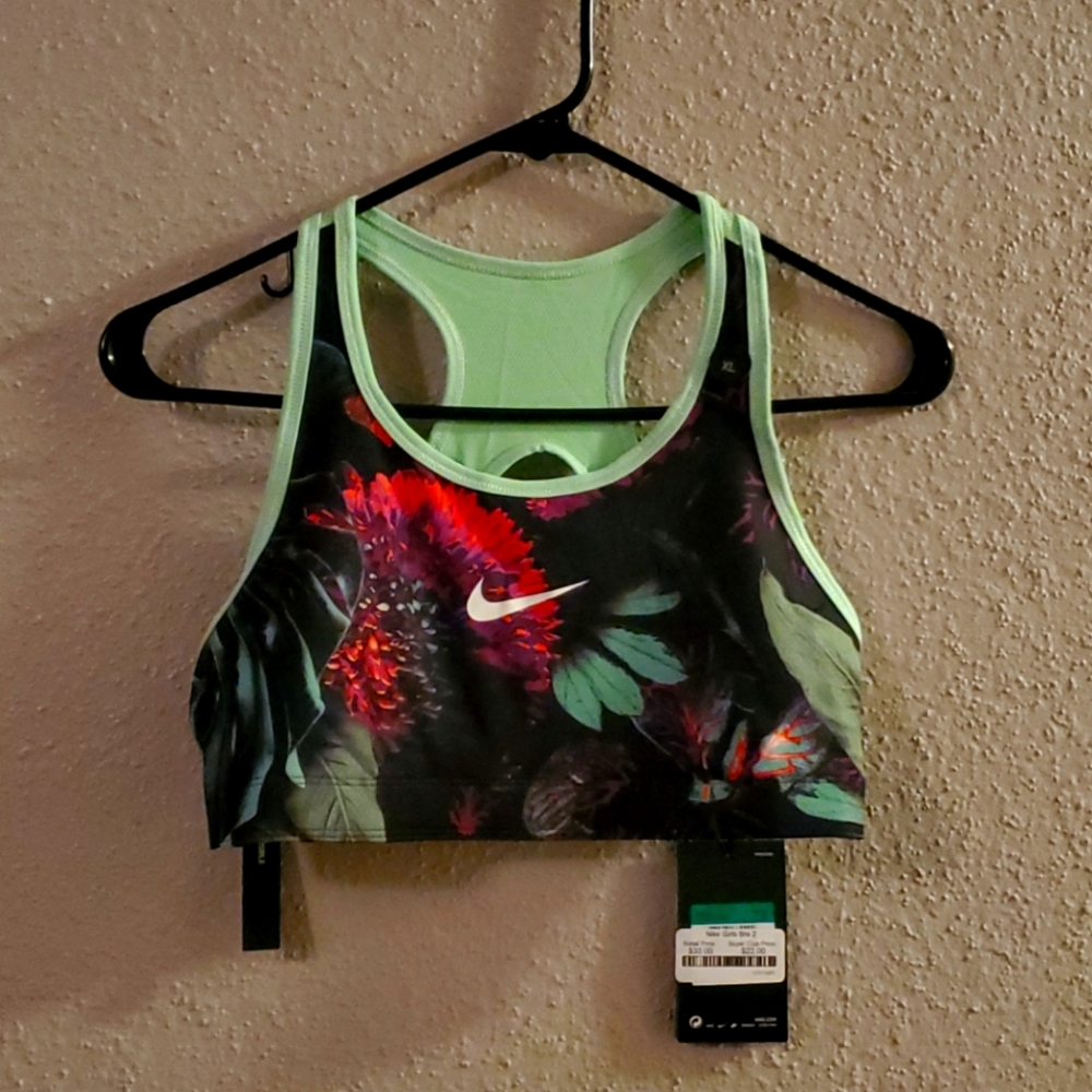 Nike girls LX reversible sports bra